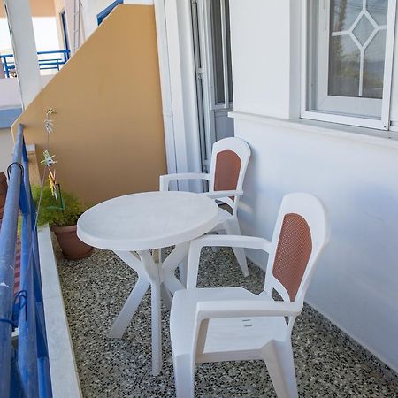 Harriet Studios شاراكي المظهر الخارجي الصورة